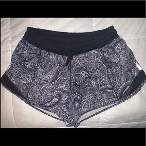 Lululemon Hotty Hot Shorts